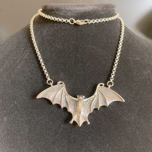 Stainless steel bat necklace crab clasp chain is 48 cm drop of 25cm